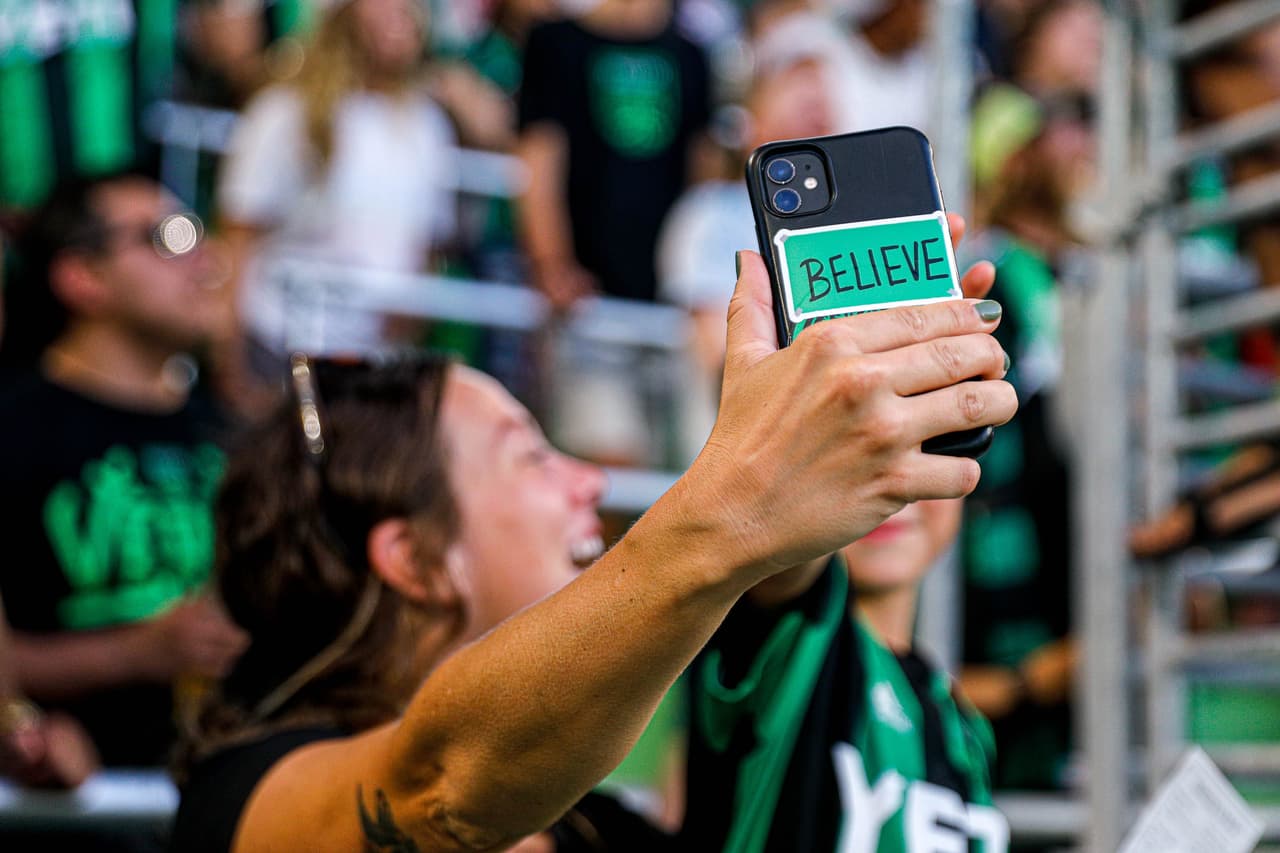 Pocas aficiones muestran tanto entusiasmo como 'los Verdes' en la capital de Texas.
<br>