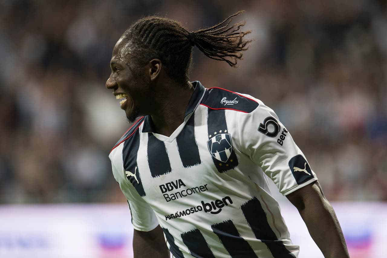 Ya en la segunda parte, el también colombiano Yimmi Chará aumentó la ventaja para los locales en el minuto 61.