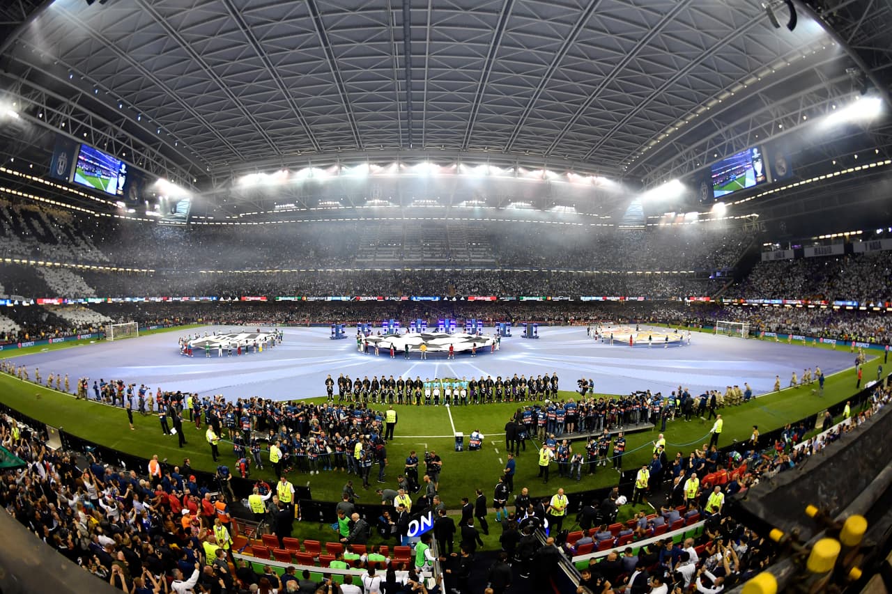 La agrupación musical se lució con sus éxitos en el Millennium Stadium previo al enfrentamiento entre el Real Madrid y la Juventus.