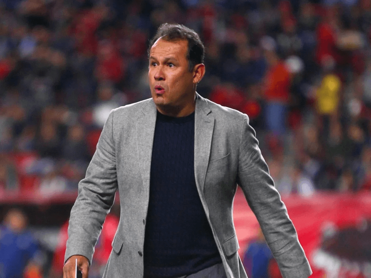 Juan Reynoso fue elegido como nuevo entrenador de Cruz Azul