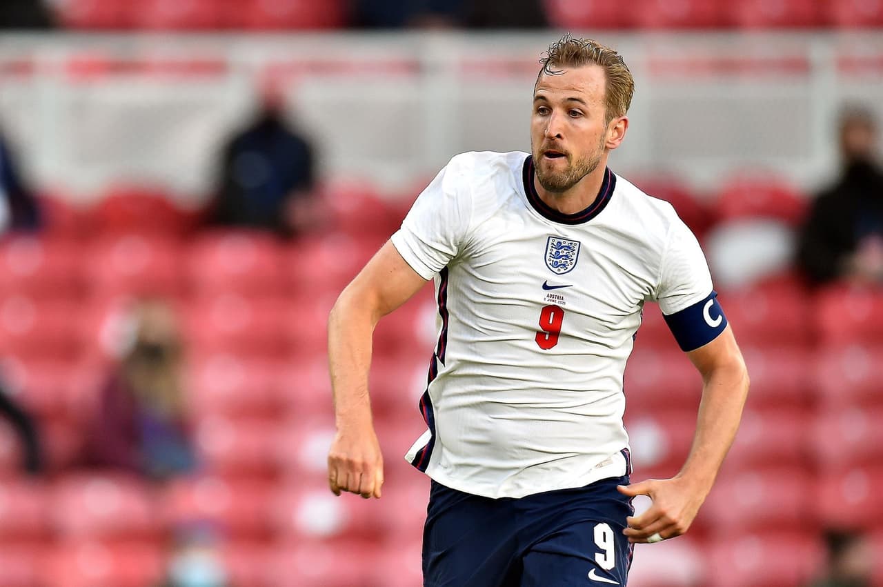 Inglaterra se impone por la mínima ante Austria durante partido internacional amistoso previo a la Euro 2020. Bukayo Saka, con izquierdazo, fue el autor del único tanto del partido en Middlesbrough y celebró su primer gol con el selectivo de los 'Tres Leones'.