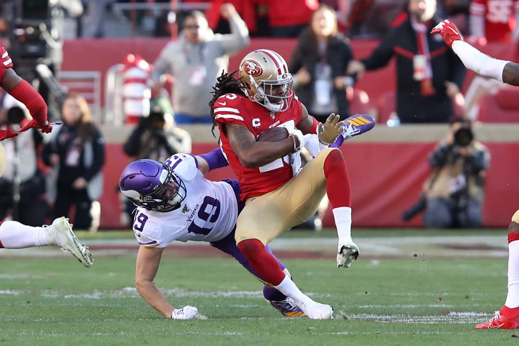 San Francisco se impone 27-10 a los Minnesota Vikings en el Levi's Stadium.