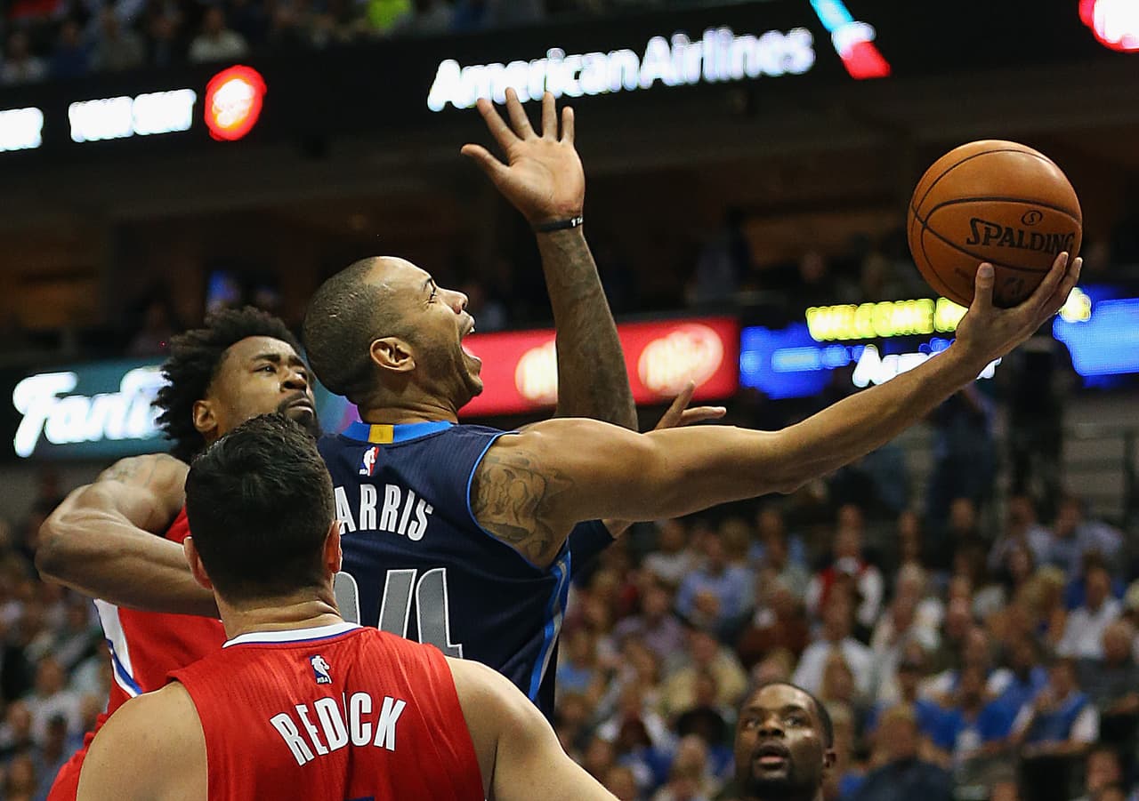 Dallas venció 118 a 108 a Los Angeles en un partidazo donde brilló Dirk Nowitzki