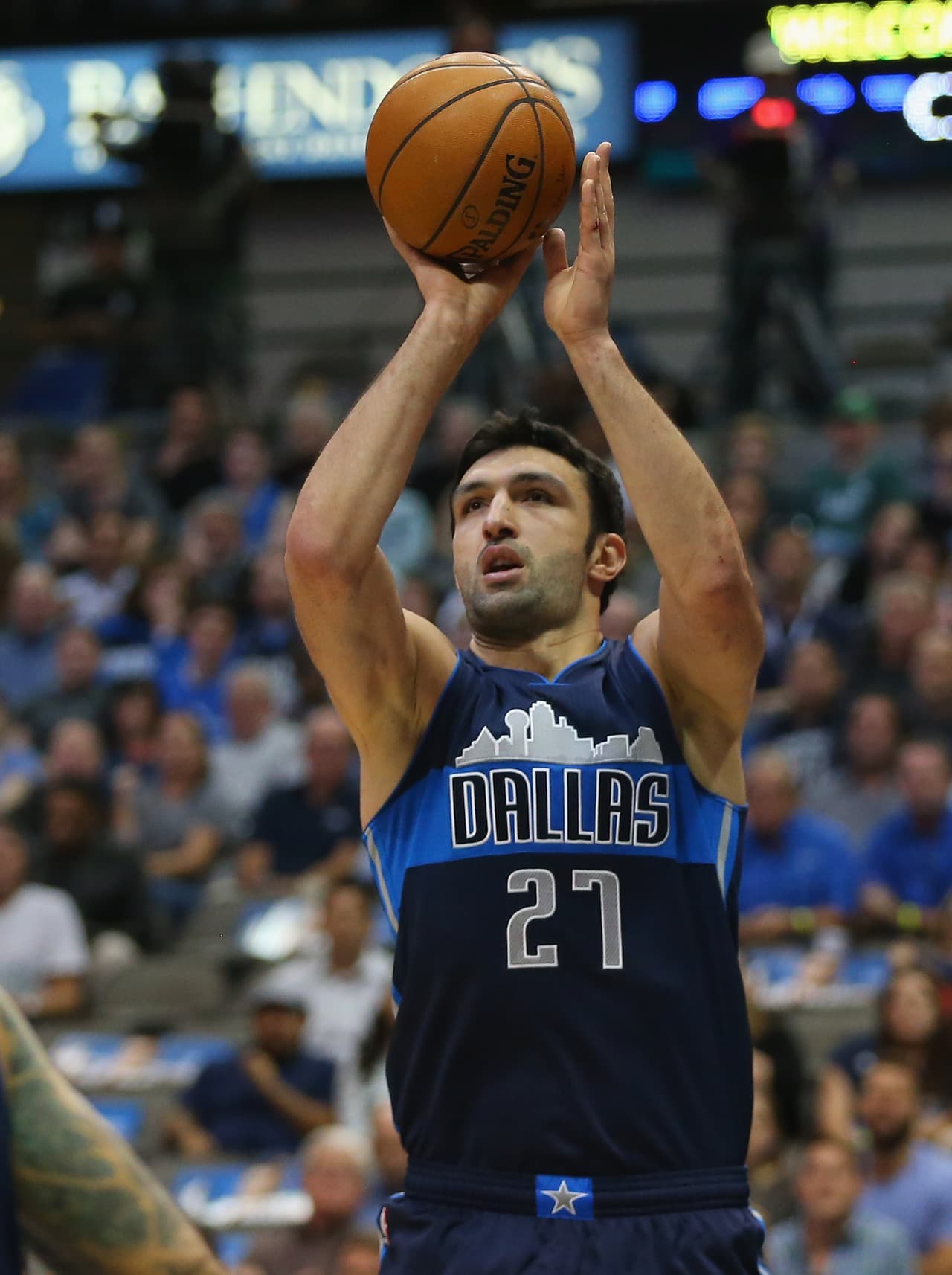 Dallas venció 118 a 108 a Los Angeles en un partidazo donde brilló Dirk Nowitzki
