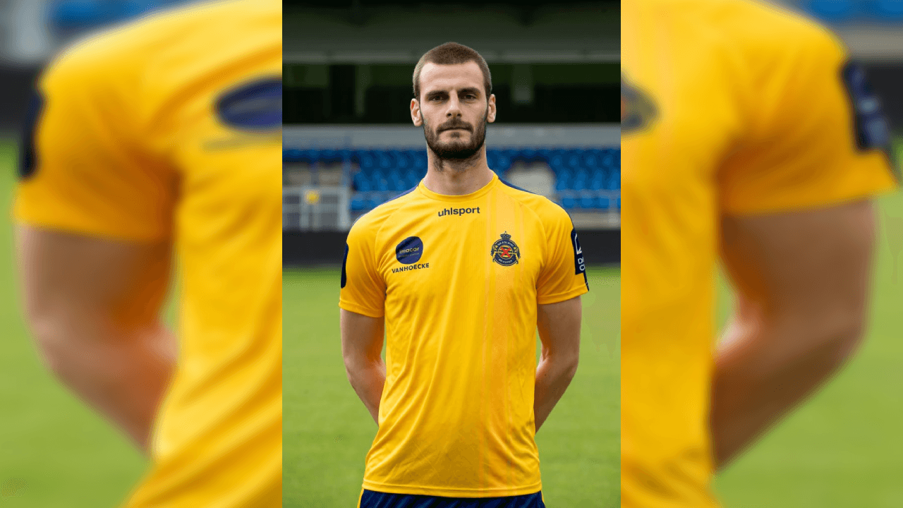 Aleksander Vukotic, que juega para el Waasland-Beveren, tiene 95 en fuerza.