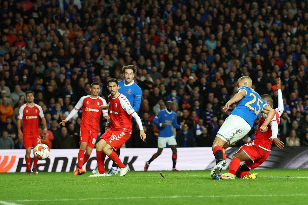 Rangers sufren pero en tiempo extra lograron derrotar al Braga que terminó jugando con nueve elementos.