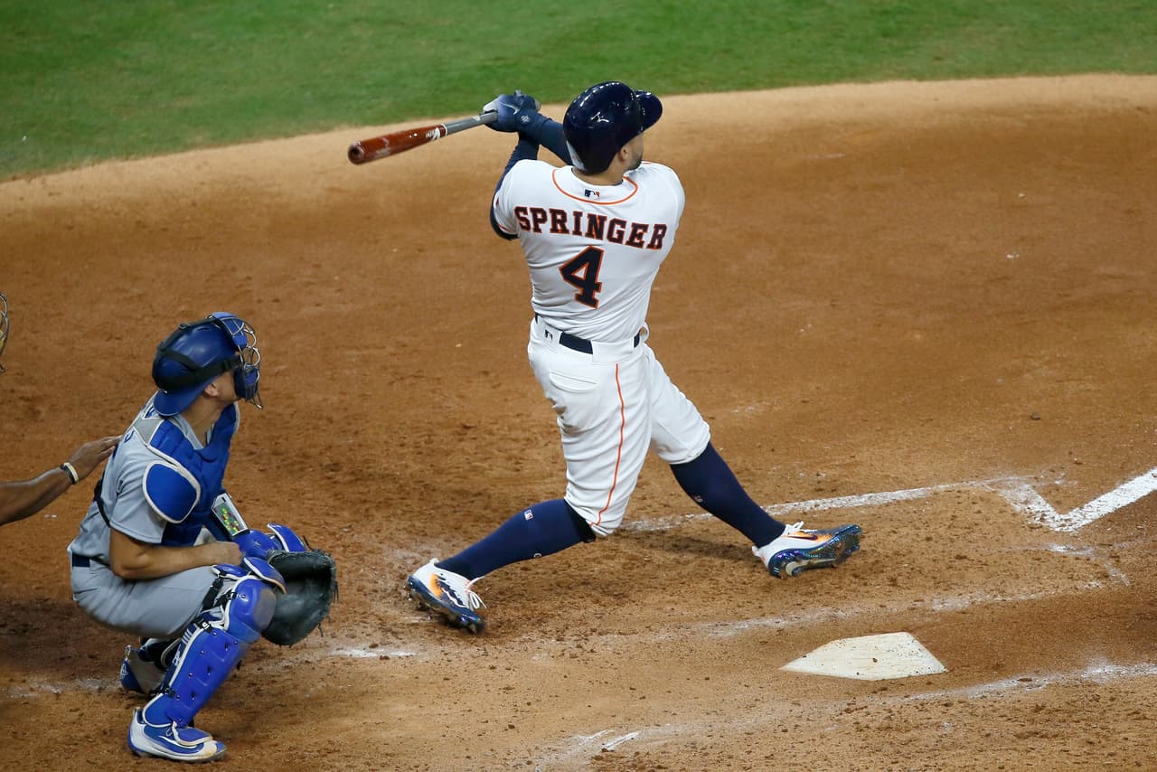 El cuadrangular de Springer sirvió para abrir el marcador en la seta entrada. Fue uno de sólo 2 hits que pudieron conectar los Astros.