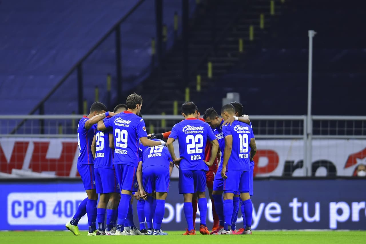 Cruz Azul recupera elementos y prepara sorpresas ante Querétaro