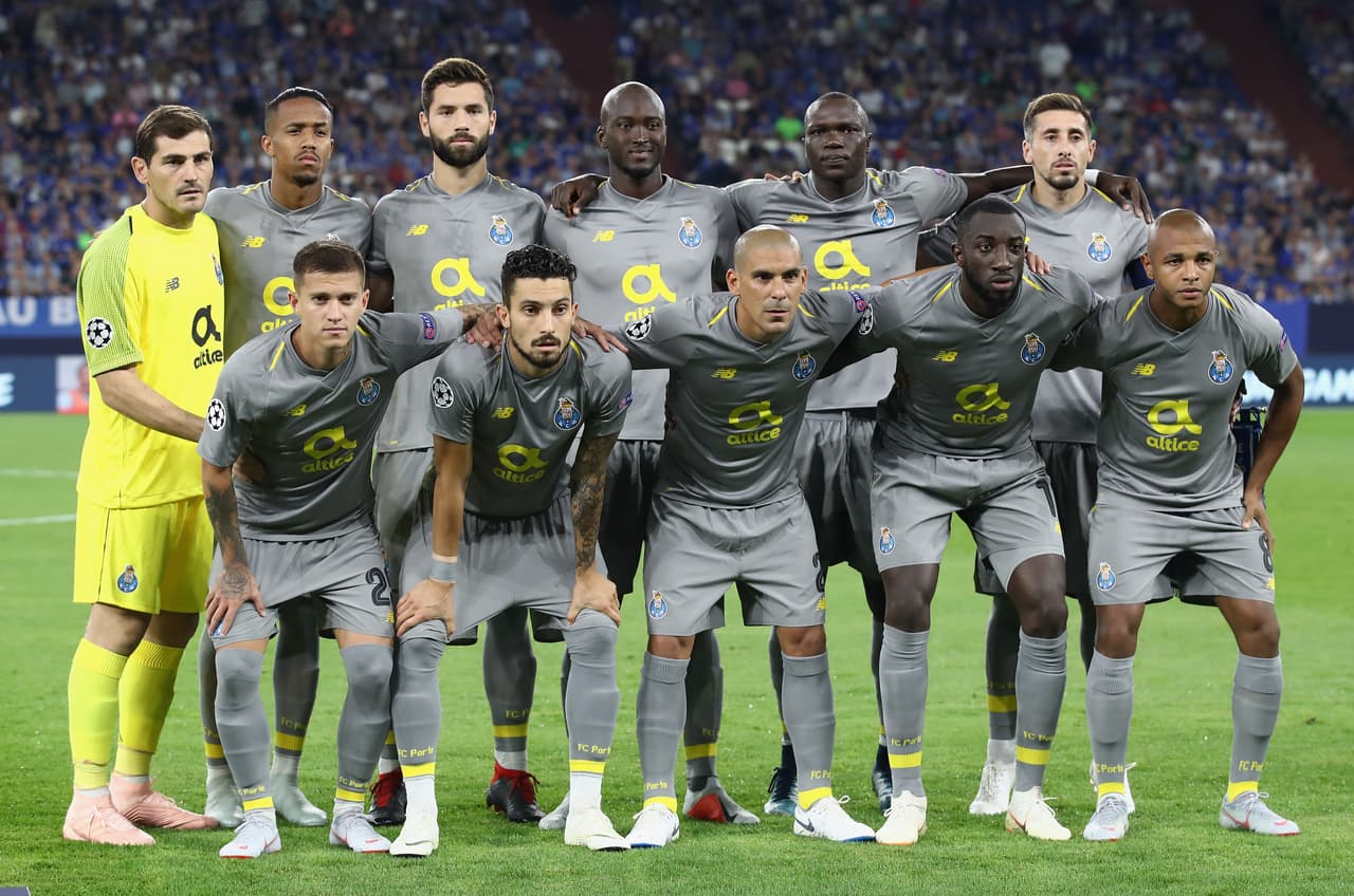 Mientras que Casillas, Maxi Pereira, Felipe, Militao, Alex Telles, Danilo, Otavio, Herrera, Brahimi, Aboubakar y Marega lo hicieron en el club luso.