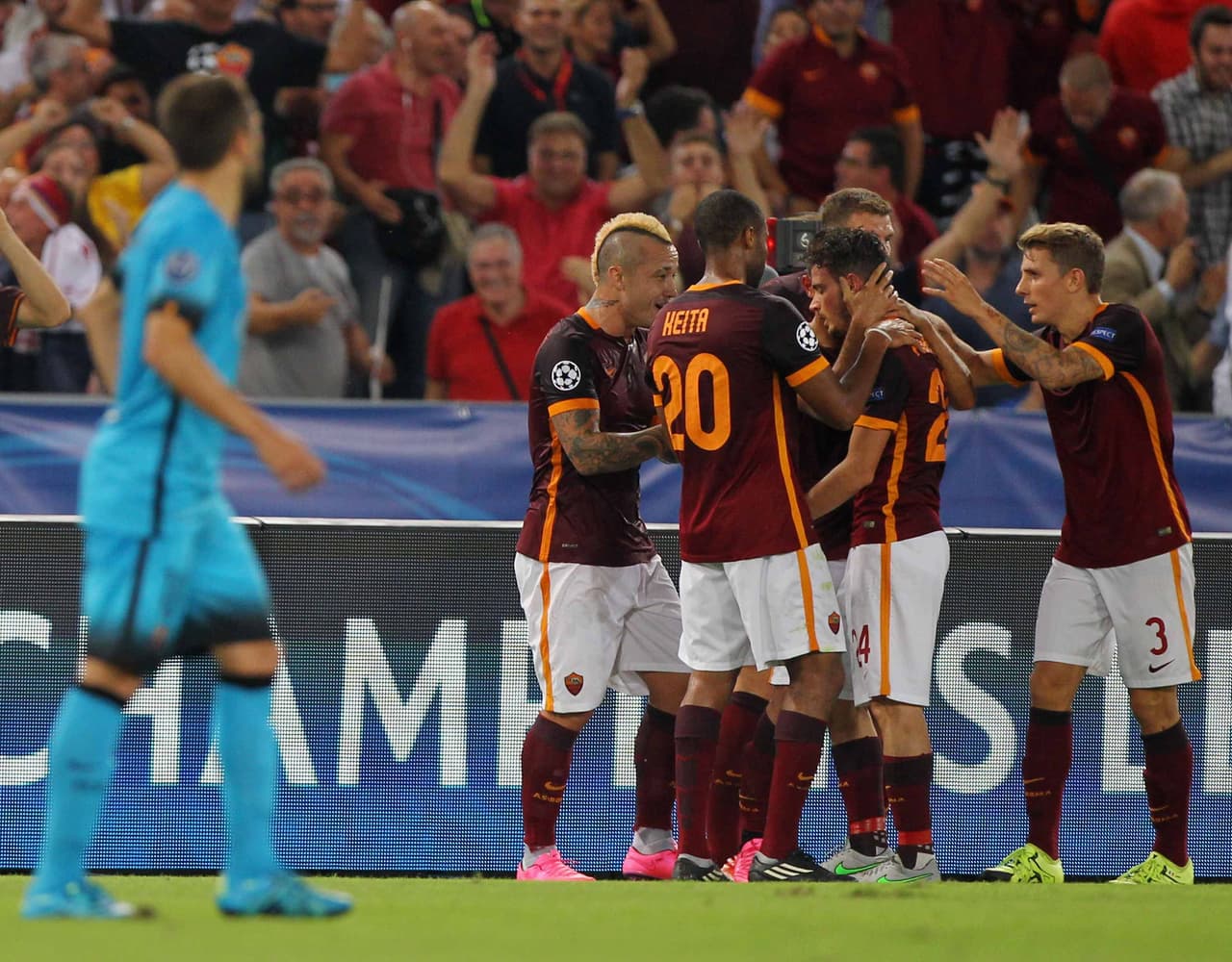 También empezó la nueva campaña de la Champions League y la visita a la Roma resultó agridulce, pues el golazo de media cancha de Florenzi al ver adelantado a Ter Stegen volvió a sembrar dudas en cuanto al accionar de los españoles.