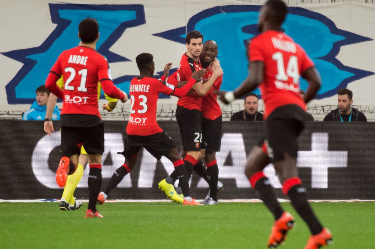 Les Rouges et Noirs terminaron goleando como visitantes