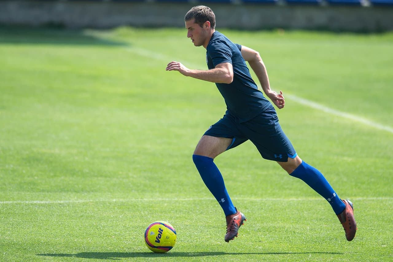 ¡Sigue la dinastía! 'Chaquito' Giménez debutará con Cruz Azul