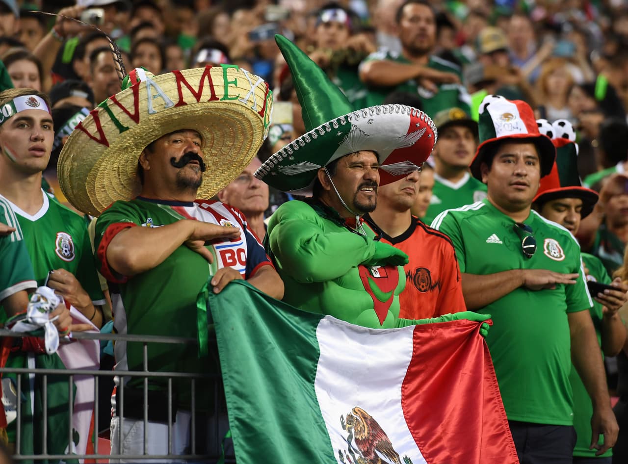 Al parecer, la afición mexicana no se va a defraudar en la próxima Copa del Mundo. Ya es bien sabido que los mexicanos siempre hacen presencia en los Mundiales con todos sus atuendos típicos.