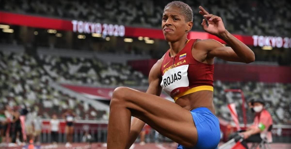 Yulimar Rojas gana oro e impone récord mundial en salto triple