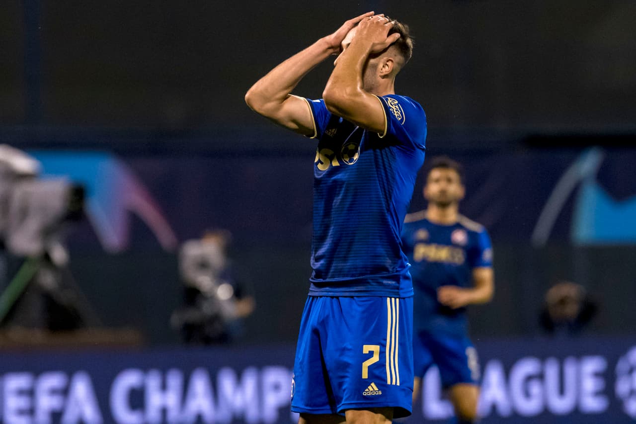 Sheriff y Dinamo Zagreb empatan a cero el partido de vuelta durante las Eliminatorias de la UEFA Champions League, pero por marcador global favoreciendo a los de Moldavia, logran hacer historia al ser el primer club de ese país que entra a la fase de grupos de la justa deportiva más importante de Europa.