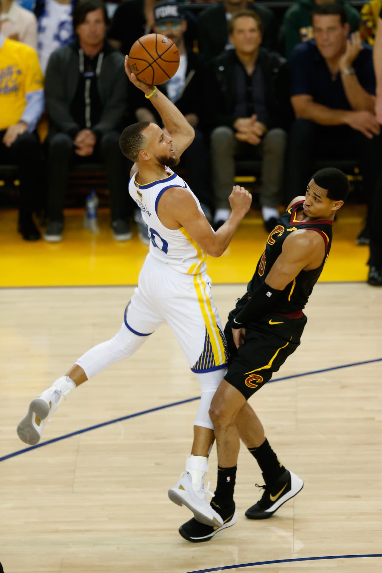 Aunque las canastas de los Warrios parecían llegar de todos lados a falta de cinco minutos para el final del cuarto, el empate y las distancias cortas volvieron.