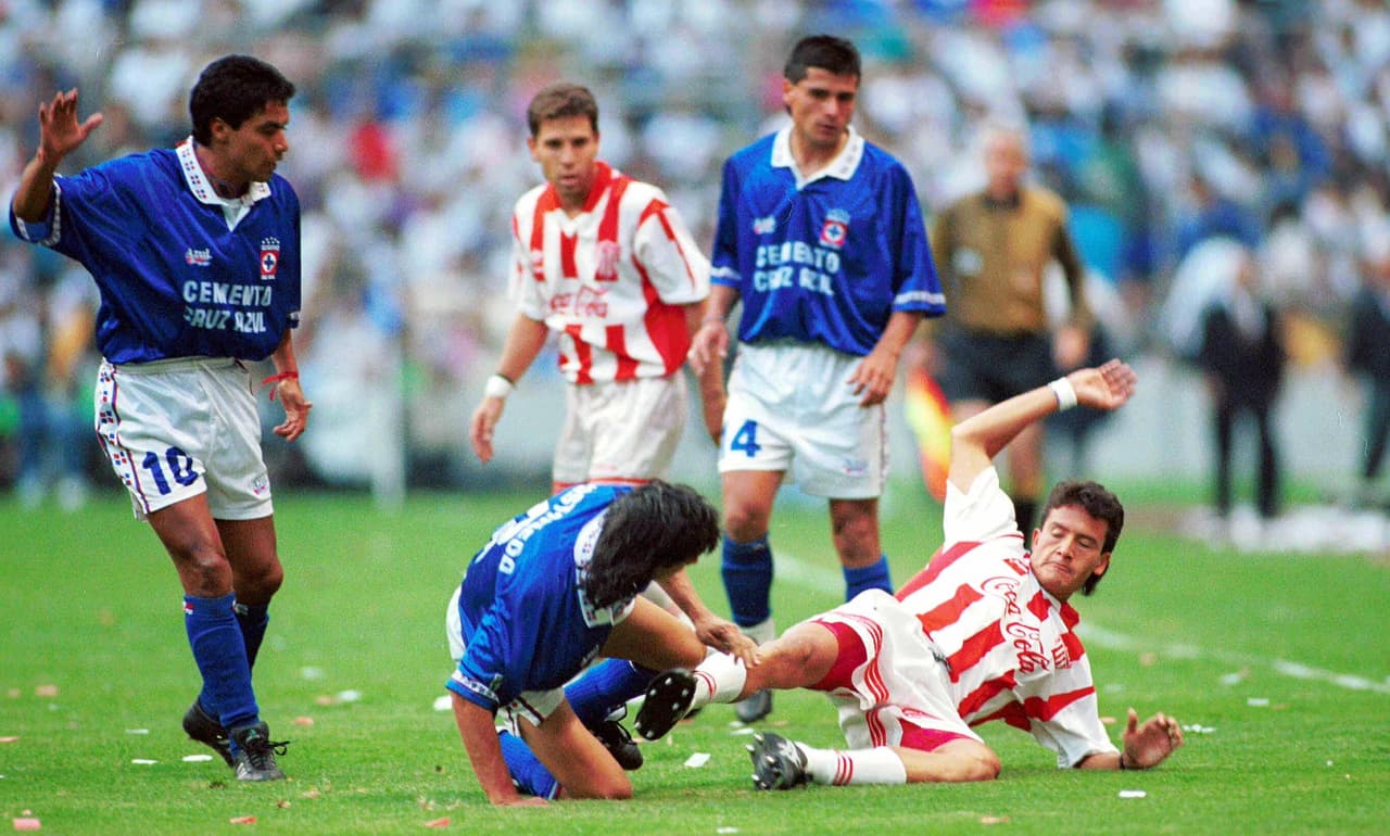 En aquel torneo el Necaxa se metió a la liguilla como cuarto lugar de la genera y en su camino a la final dejó en el camino a Tecos y Chivas.