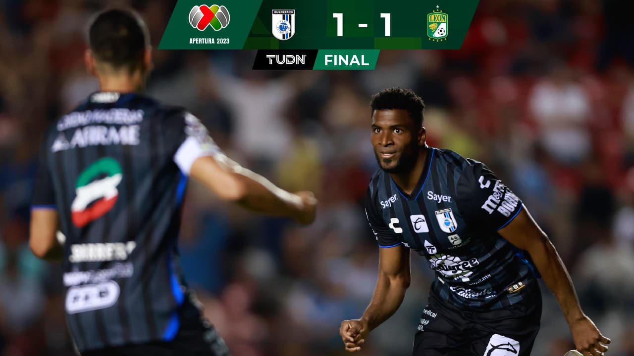 Con todo y un largo apagón... Gallos rescata empate ante León