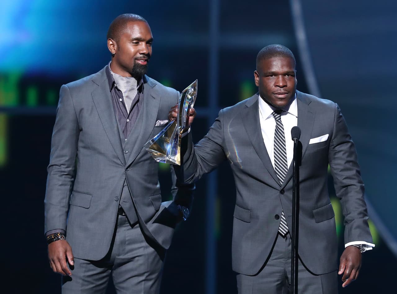 Art Rooney Sportsmanship Award:
<a href="http://www.nfl.com/player/frankgore/2506404/profile">Frank Gore</a>, RB Indianapolis Colts