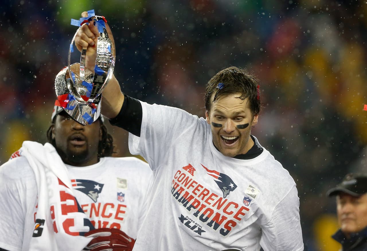 Para el quarterback TOM BRADY será su décima aparición en el Juego por el Campeonato de la AFC, marca de todos los tiempos para un quarterback y junto con el entrenador en jefe BILL BELICHICK, los 10 Campeonatos de Conferencia también son marca para el combo pasador/estratega, además New England tiene cinco apariciones al hilo en la antesala del Super Bowl, otra marca de la NFL.