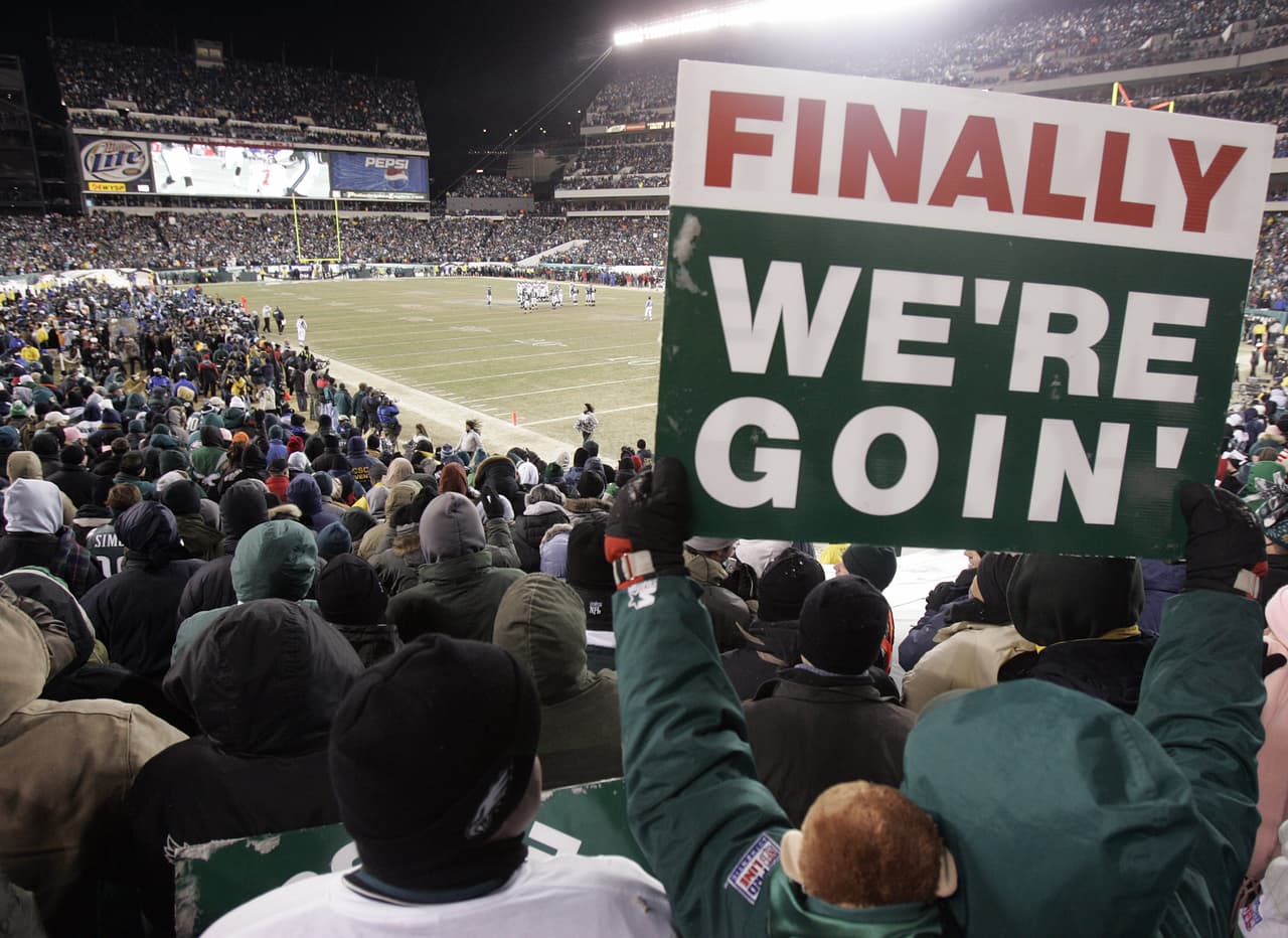 En aquella ocasión, los Steelers (1) y los Patriots (2) clasificaron por la Conferencia Americana, mientras que los Eagles (1) y los Falcons (2) los hicieron por la Conferencia Nacional.
