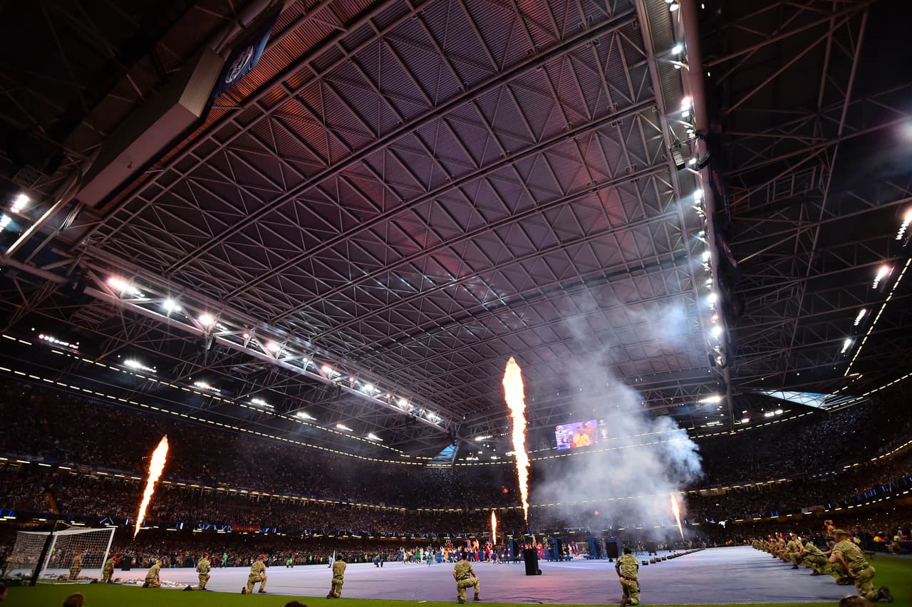 La agrupación musical se lució con sus éxitos en el Millennium Stadium previo al enfrentamiento entre el Real Madrid y la Juventus.