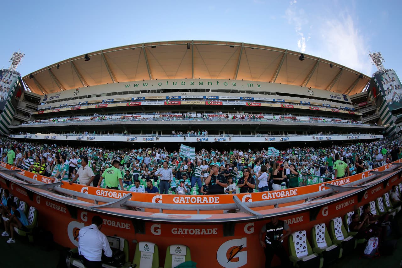 Esto gastan los aficionados mexicanos en los estadios