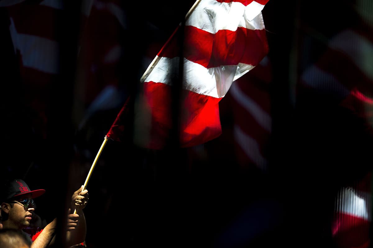 ¡Banderas en alto! Toluca armó la fiesta en casa para recibir a Tigres.