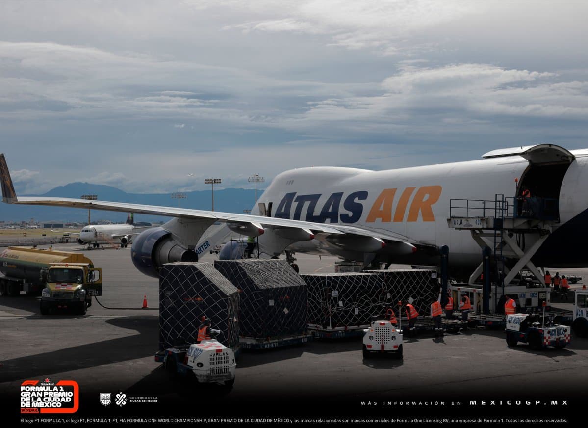 La Fórmula 1 llega a México en siete jumbo jets Boeing 747