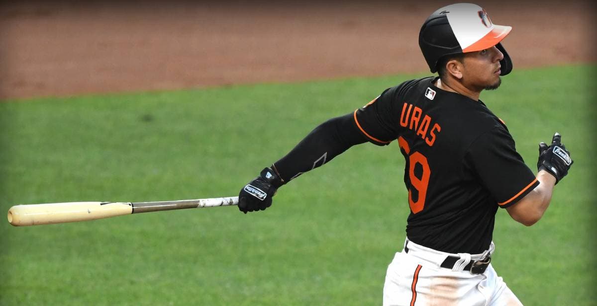 Ramón Urías brilla en victoria de Orioles