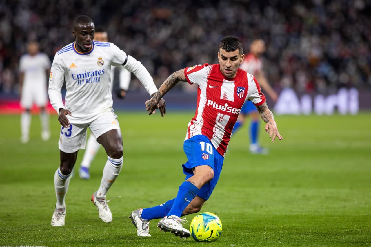Con goles de Karim Benzema y Marco Asencio, el Real Madrid se impone al Atlético de Madrid, se lleva el Derby y sigue con paso perfecto en La Liga.