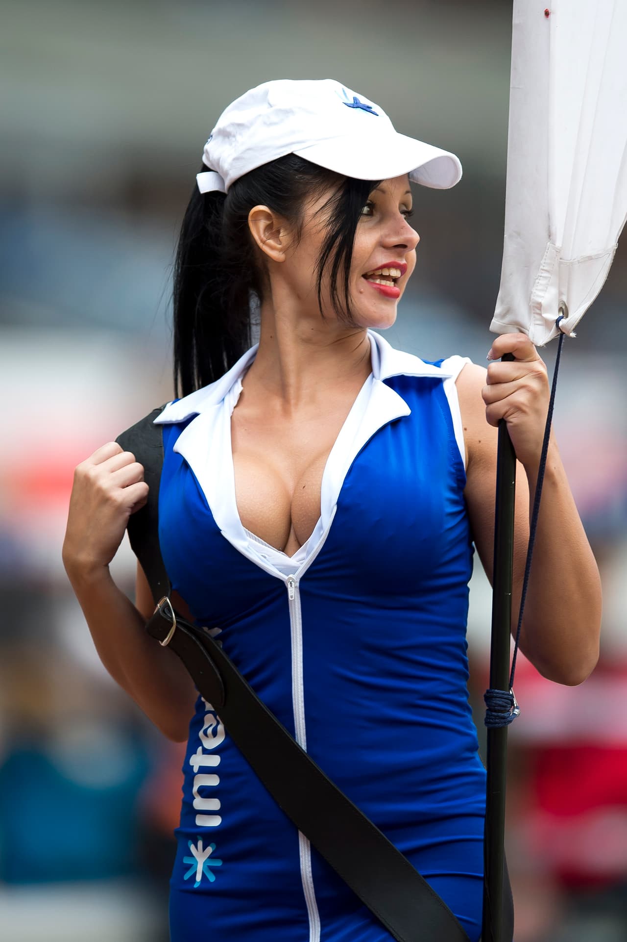 La belleza de las porristas en la fecha 12