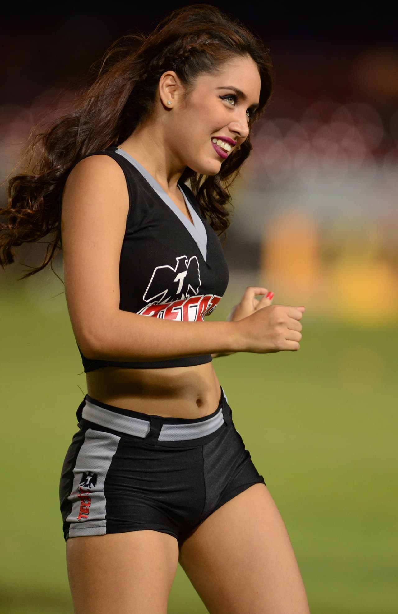 La belleza de las porristas en la fecha 12