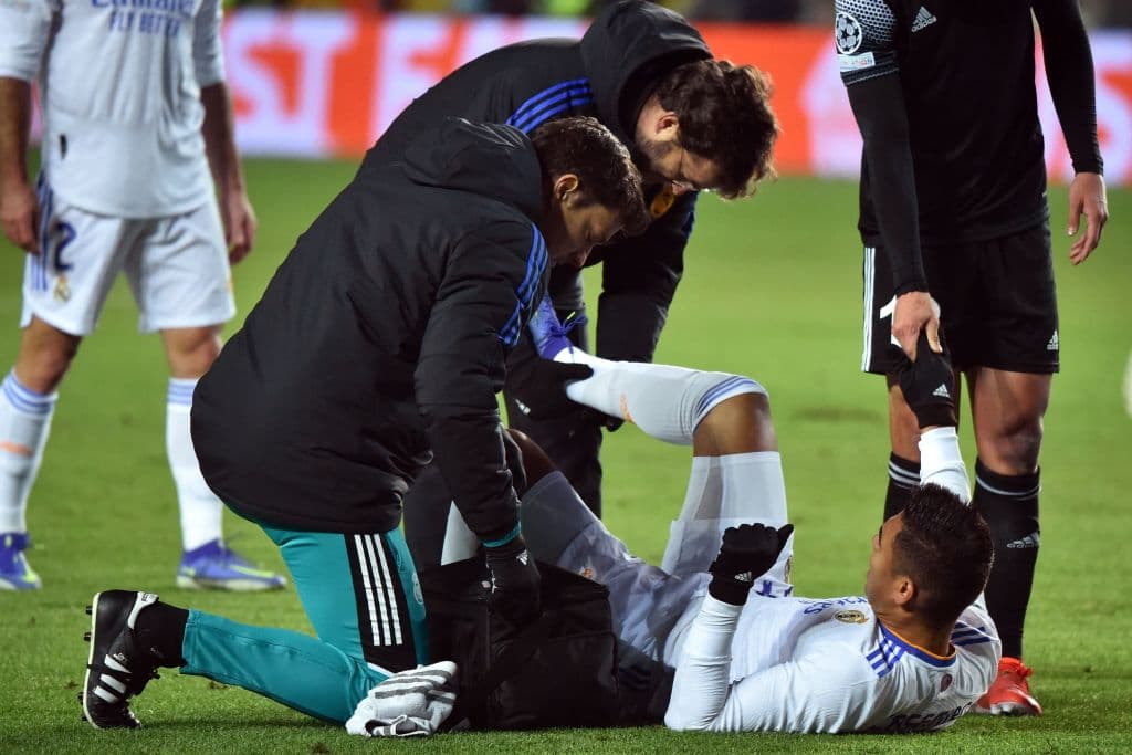 Real Madrid derrota 3-0 al Sheriff Tiraspol con anotaciones de David Alaba (30'), Toni Kroos (45+1') y Karim Benzema (55'), poniéndose como líderes de grupo y asegurando su clasificación a la siguiente ronda de la UEFA Champions League.