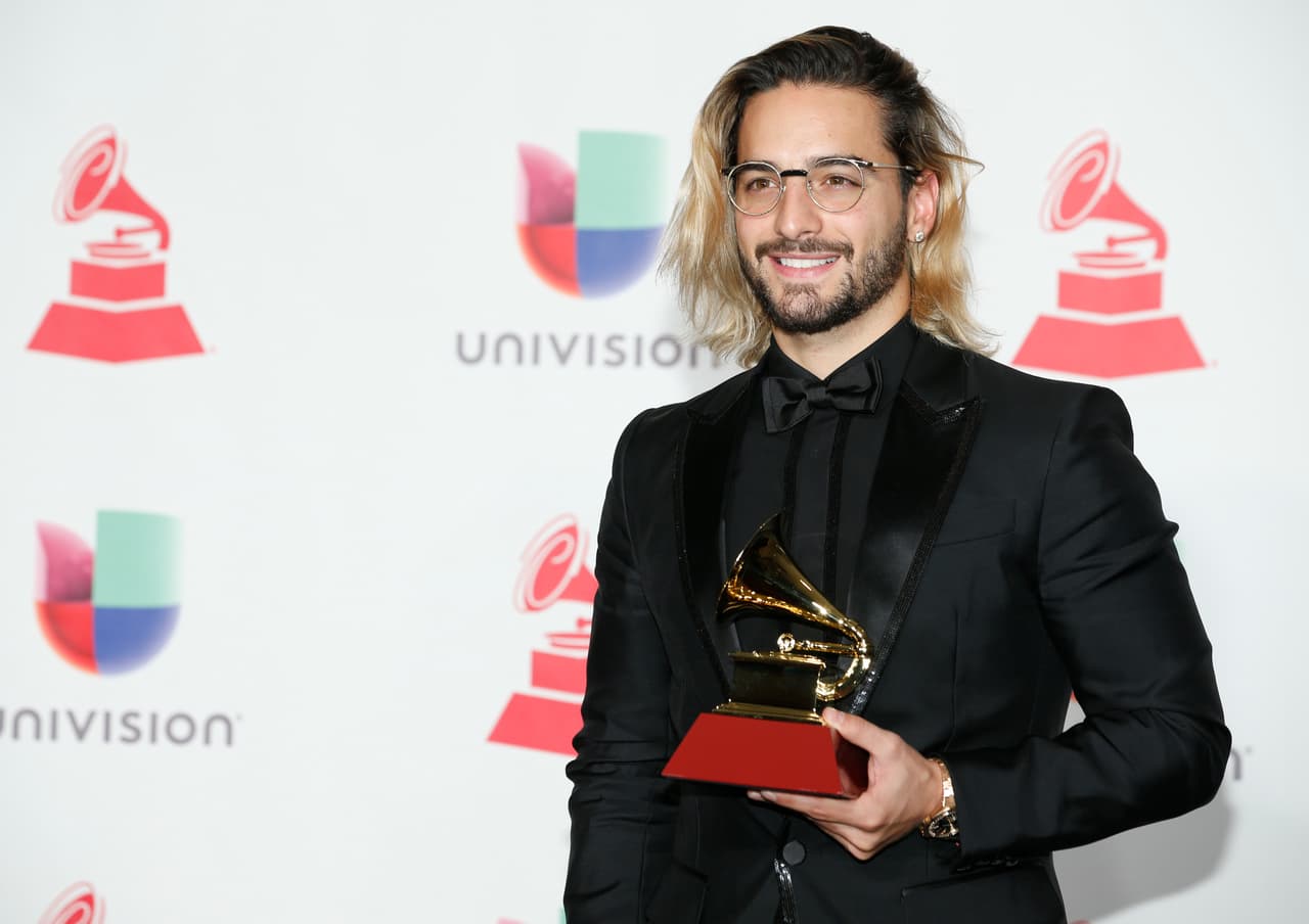 Los éxitos de este colombiano son Borro Cassette, Felices los 4, Cuatro babys y Hawaii.