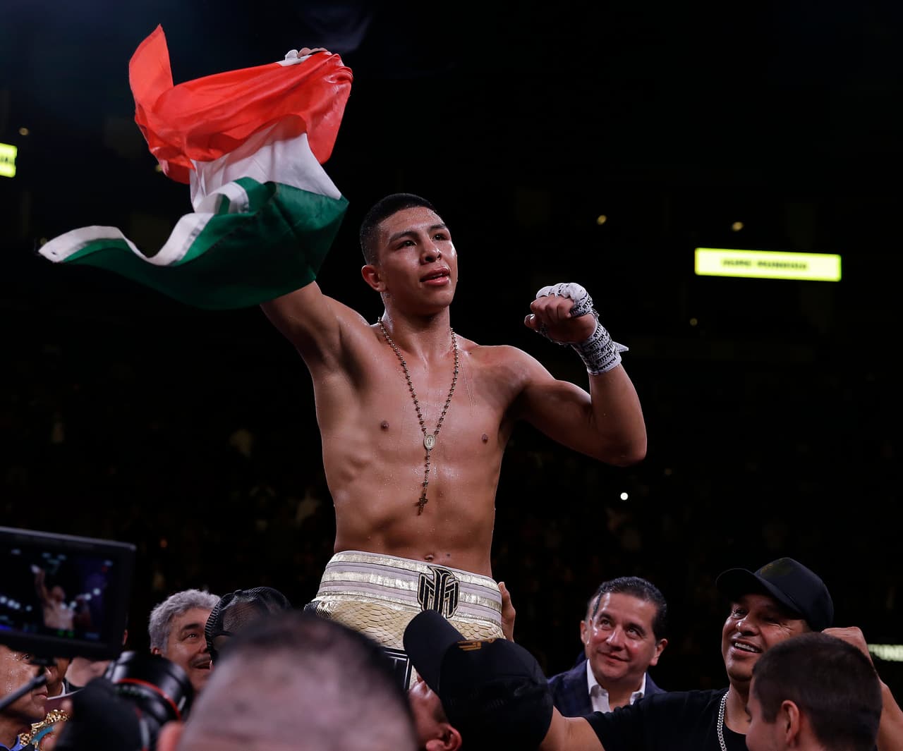 Jaime Munguía regresaría al boxeo en octubre par medirse a Tureano Johnson