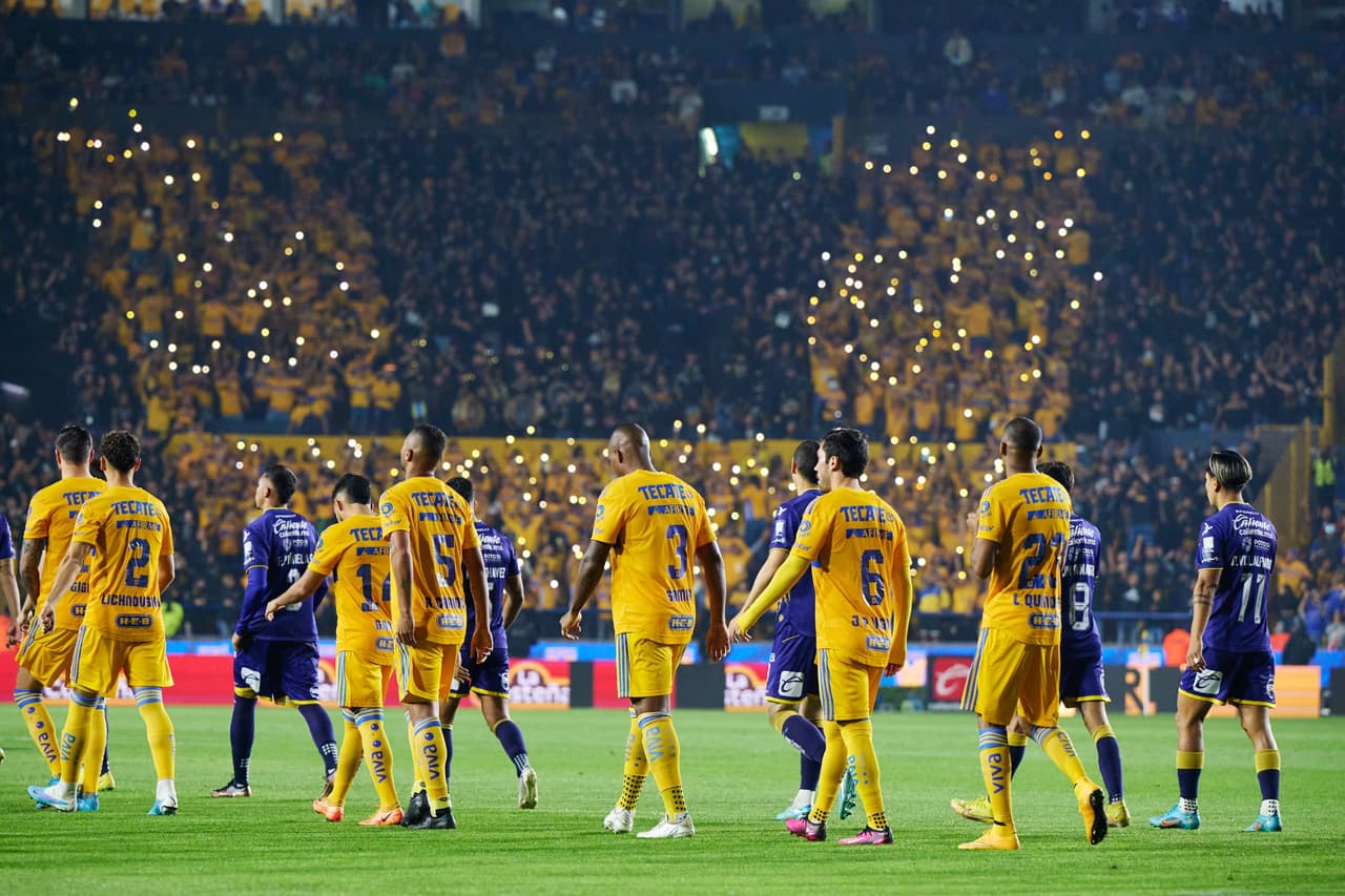 Los locales salían como amplios favoritos.