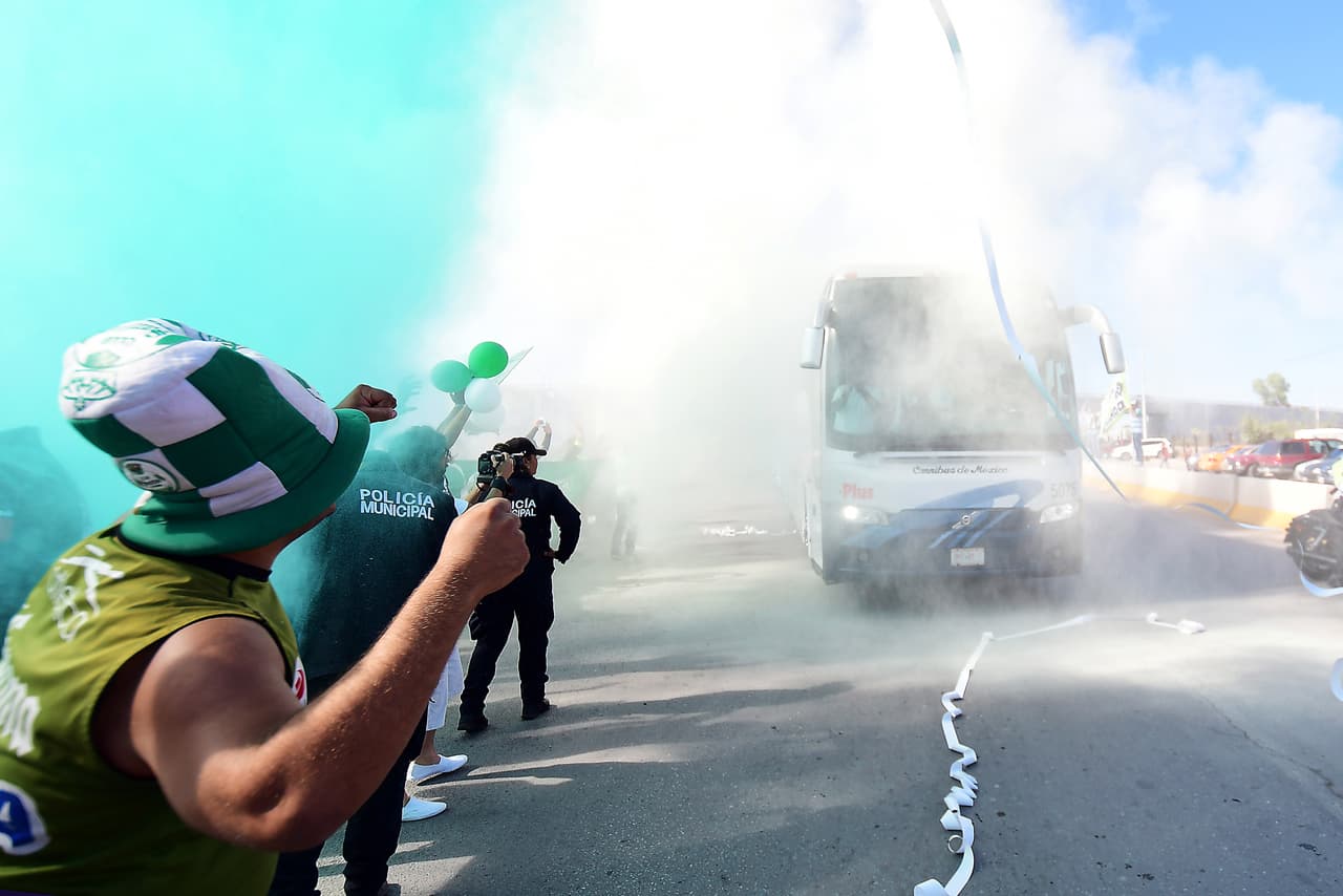 Mejor fan j 14 apertura 2016