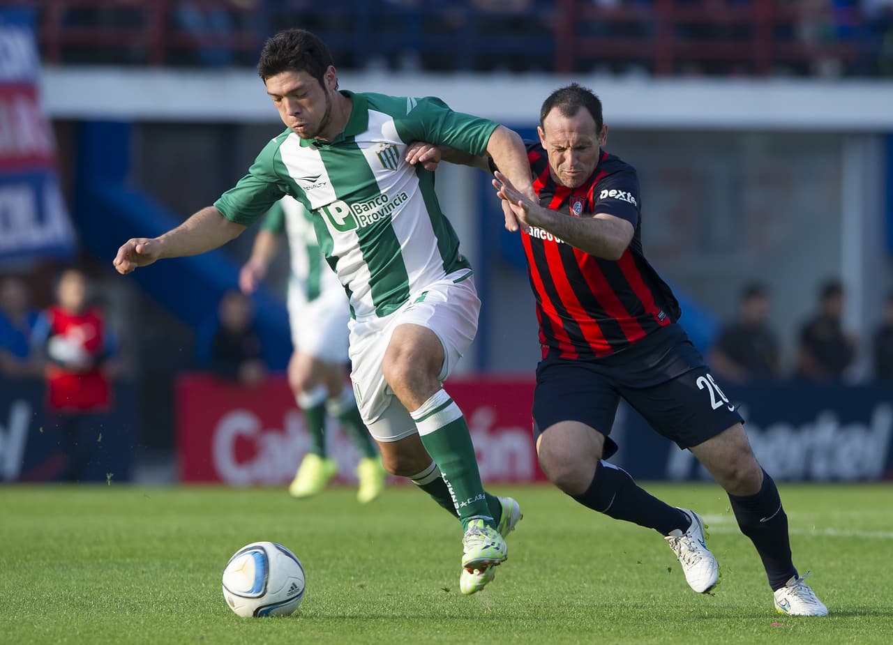 San Lorenzo empata y deja a Boca Juniors como único líder en Argentina