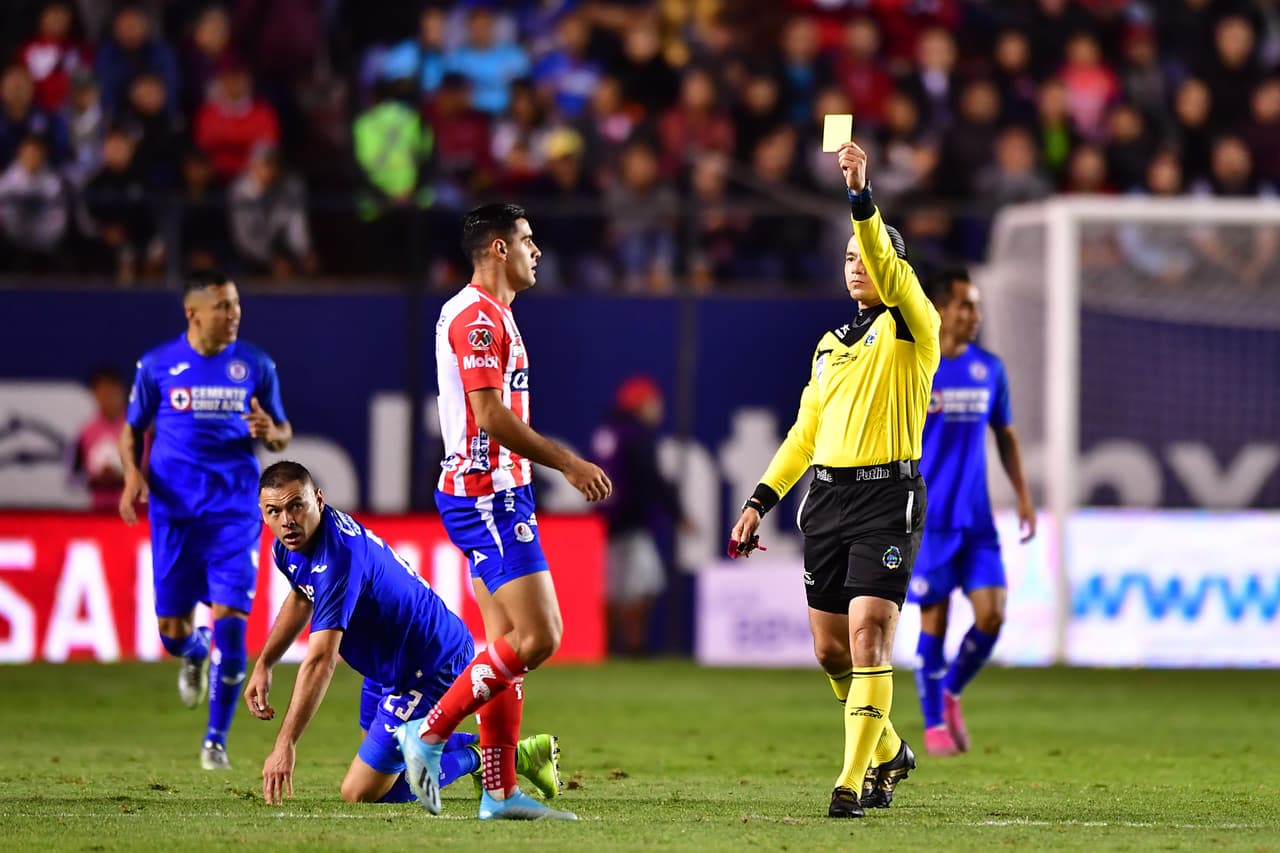 Con goles de Luis Reyes y Germán Berterame, Atlético San Luis gana y manda a Cruz Azul al fondo de la tabla.
