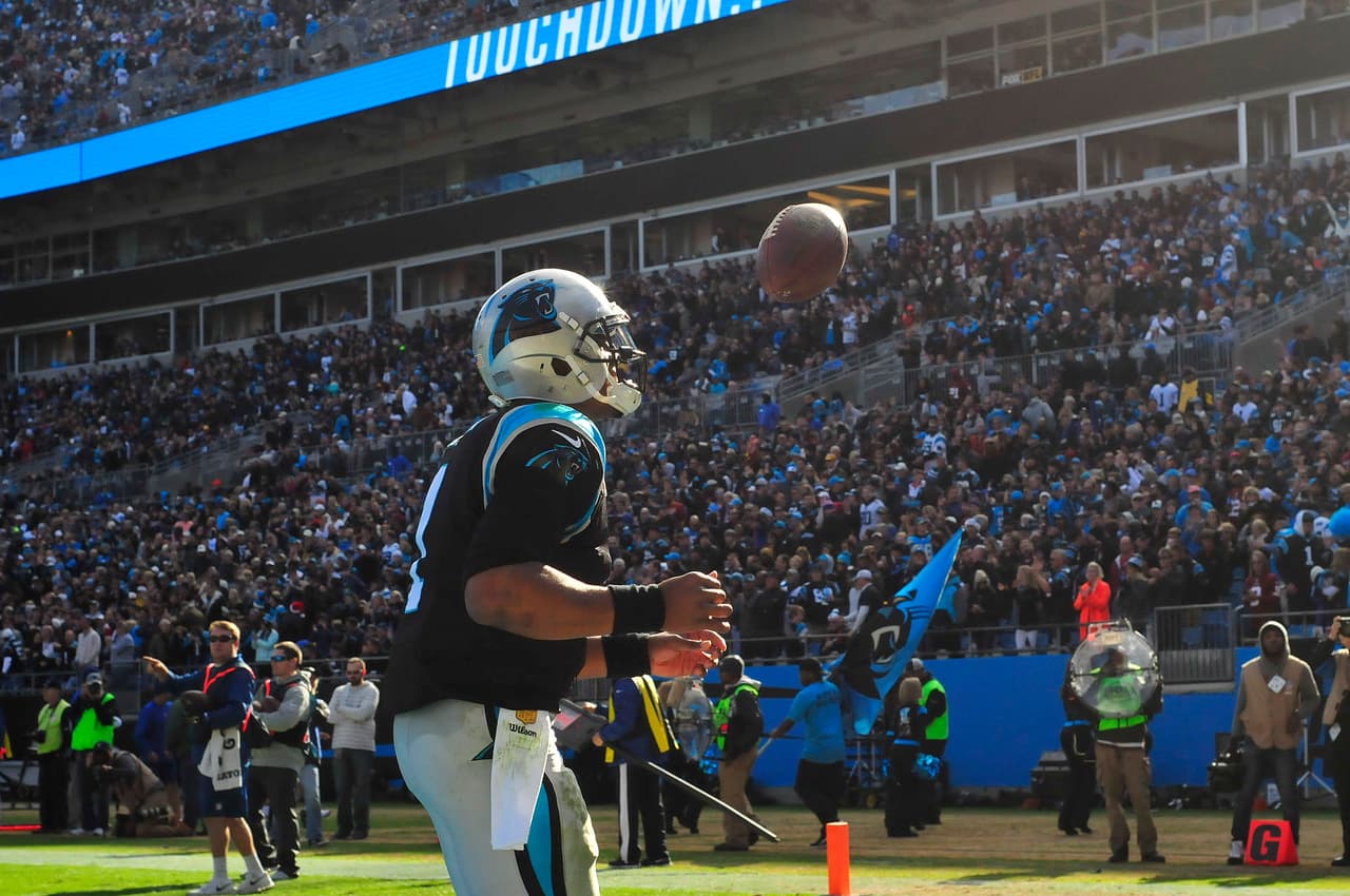 En el triunfo de los Carolina Panthers sobre los Washington Redskins existieron algunos momentos que pasaron desapercibidos, aquí te mostramos algunos de ellos.