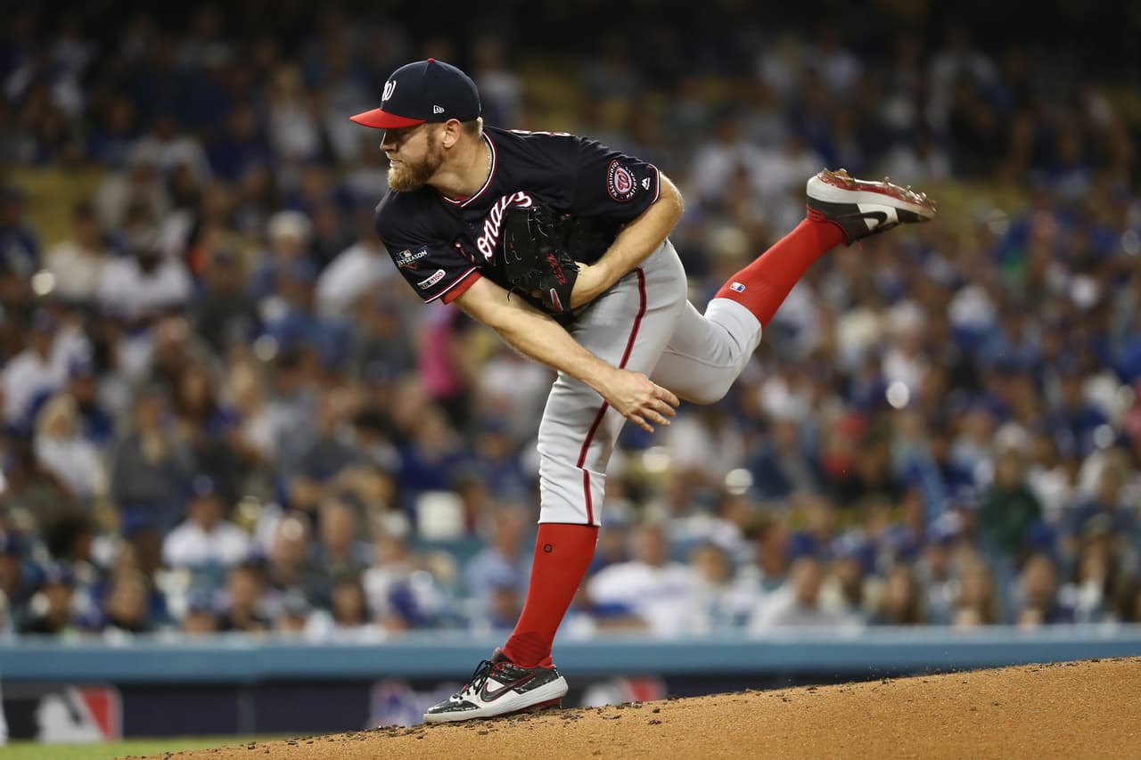 Por el otro lado, Stephen Strasburg también llega con un juego ganado en la Serie, justamente en Los Ángeles.