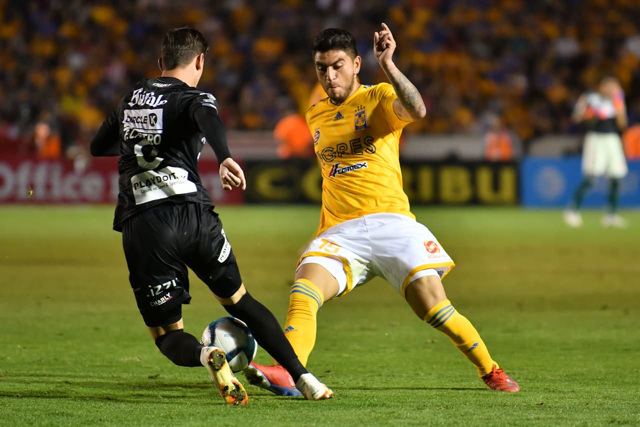 Aún quedaba tiempo y Rodrigo Contreras anotó al 87 el 3-2, quedando Necaxa muy cerca del empate.