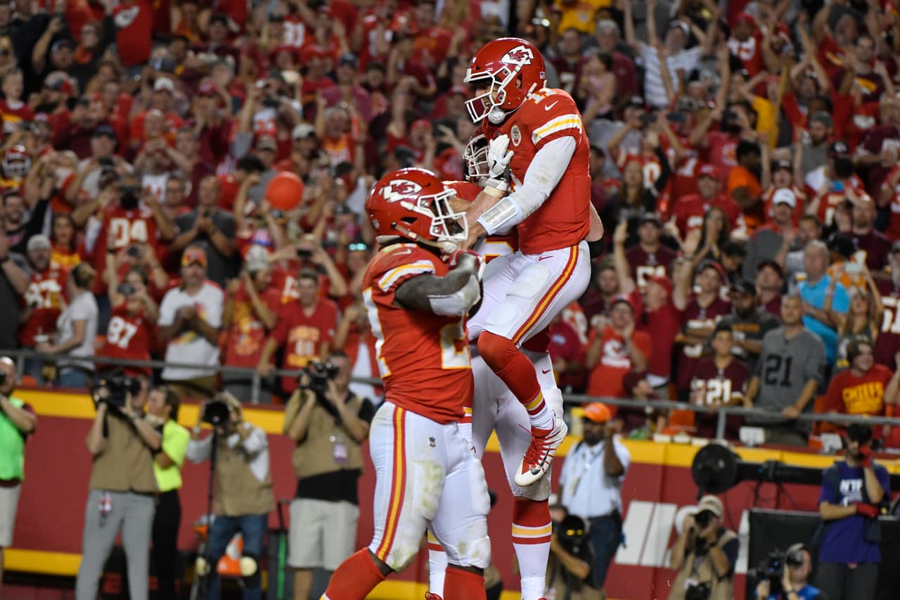 Kansas City mantiene el invicto con dramático triunfo sobre Washington