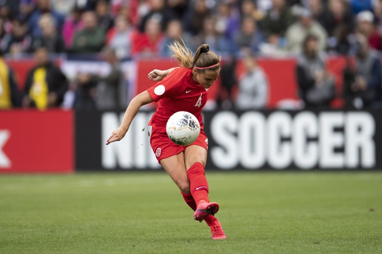 Estados Unidos golea a Canadá 3-0 con goles de Williams, Horan y Rapinoe y se queda con el Preolímpico de Concacaf.