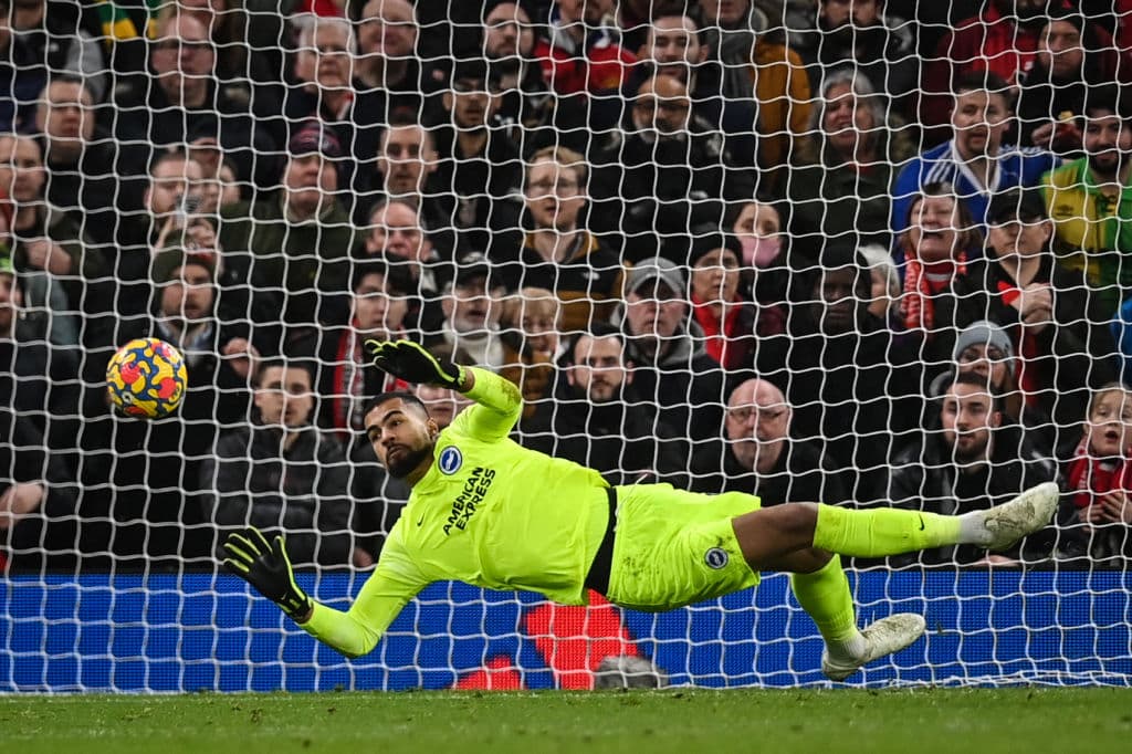 Manchester United se impone 2-0 a Brighton and Hove Albion 2-0, en el partido de la J18 de la Premier League. Cristiano Ronaldo abrió el marcador al minuto 51', seguido de Bruno Fernandes quien anotó el segundo ya al filo del partido.