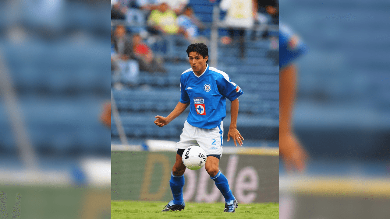 <b>Ricardo Osorio</b>
<br>Otro futbolista que debutó José Luis Trejo en el Torneo Verano 2002. No solo fue jugador del Tri, sino que también se fue a la Bundesliga de Alemania y la rompió. Tras su buen desempeño en el Mundial de Alemania 2006 se fue al Stuttgart donde ganó el título de Liga en la Temporoada 2006-2007. A su regreso a México fichó por Monterrey y conquistó el Apertura 2010.