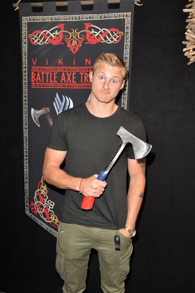 Después de la expedición, Erikson tuvo que volver a Groenlandia por órdenes del rey Olaf I Tryggvason para promover el cristianismo.
<br>