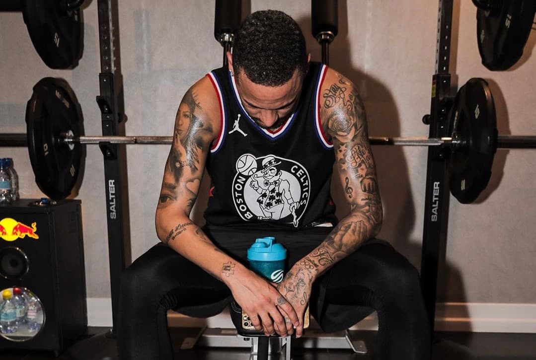 Además, perdió la capitanía de Brasil, de cara a la Copa América, por ese mismo incidente. Aunque al final no pudo disputar la competición por una nueva lesión.