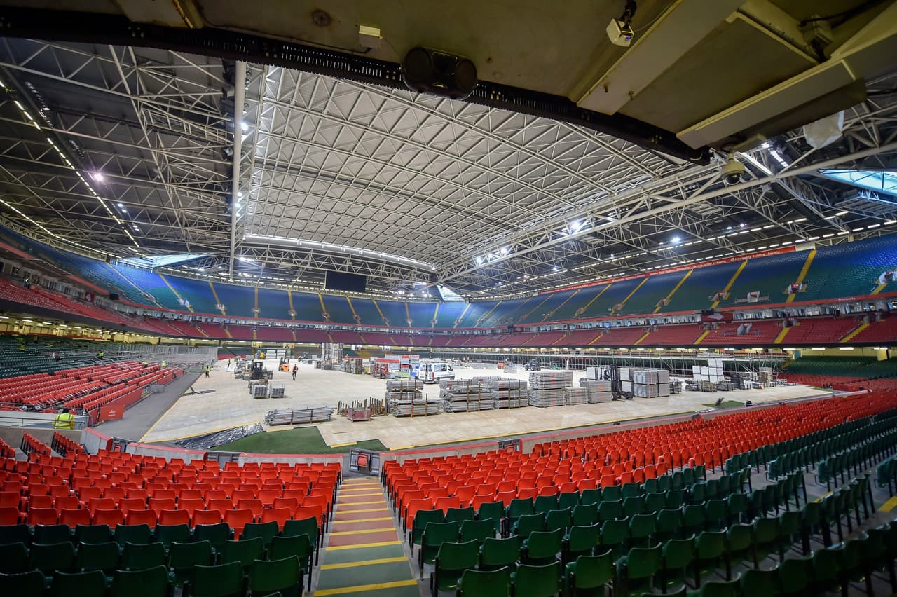 Esto surgió para descongestionar los hospitales de Gales que se han visto rebasados en número de pacientes.